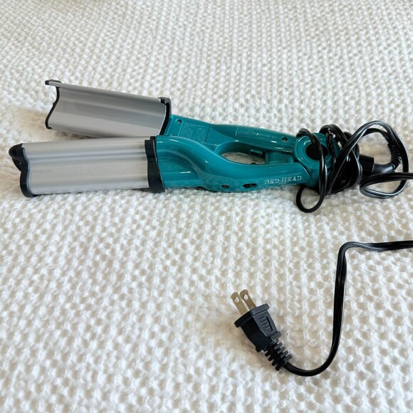 TIGI Bed Head Wave Artist Deep Waver for Beachy Waves - Picture 3 of 3